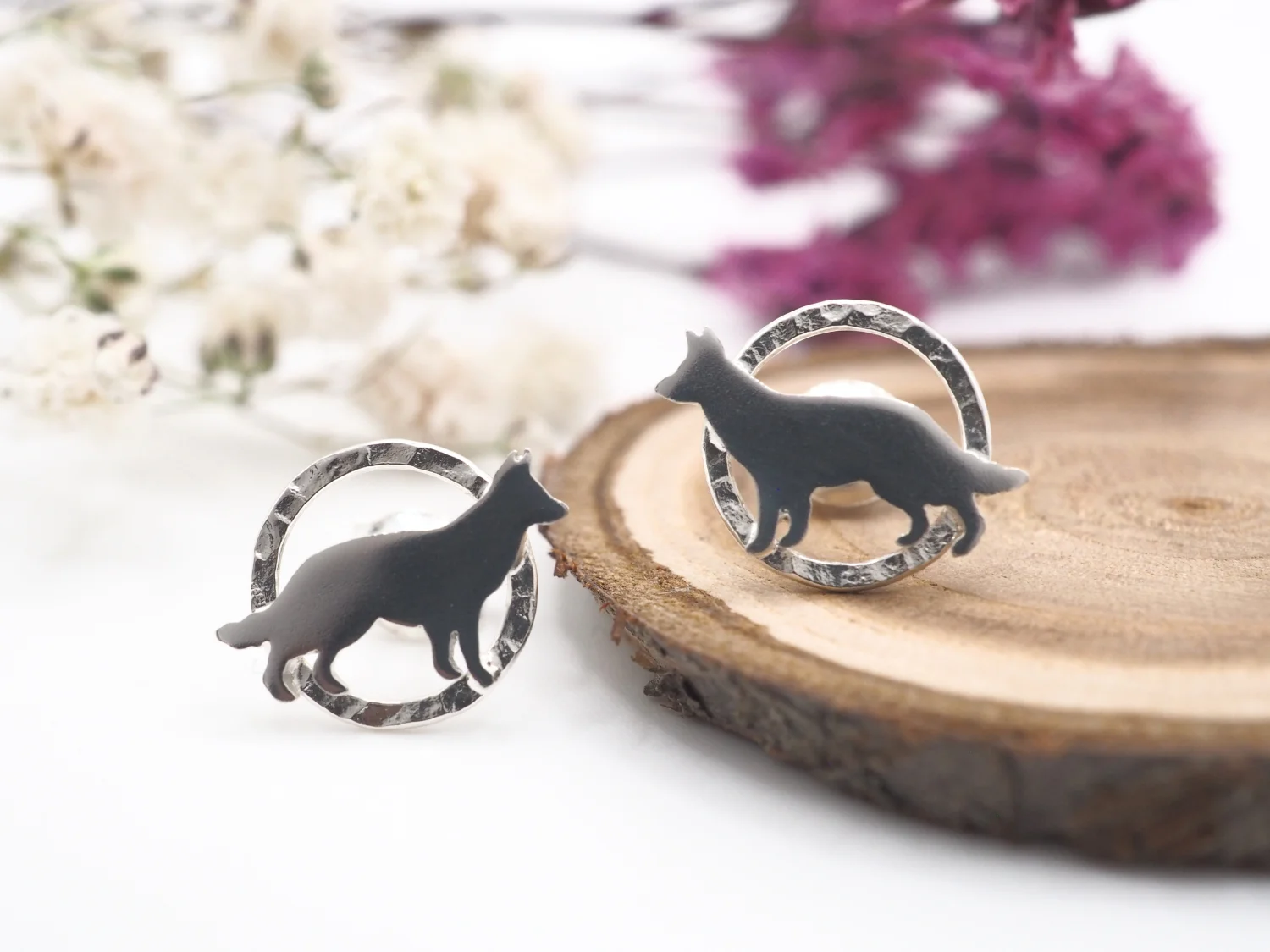 Kolczyki owczarki niemiecki