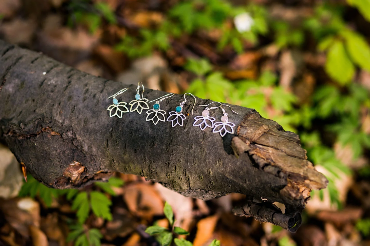 Wiszące lotosy z amazonitami