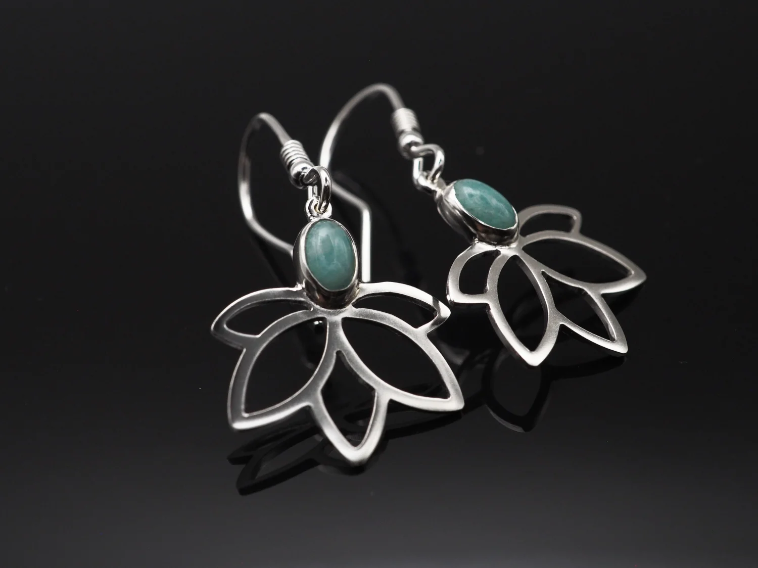 Wiszące lotosy z amazonitami