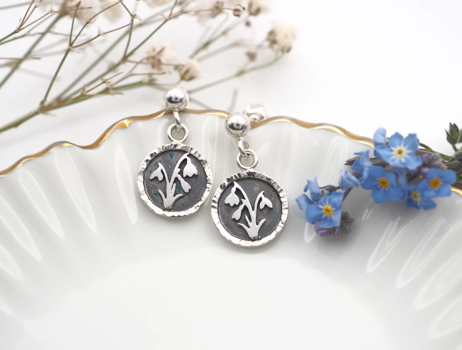 Wiszące przebiśniegi